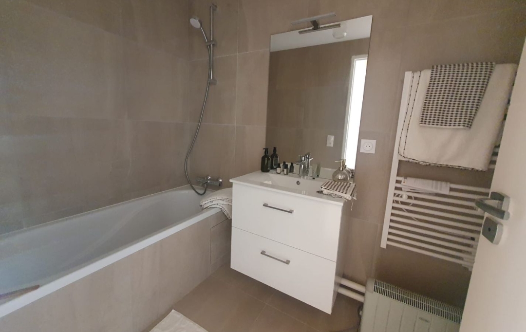 LOGER 9 : Maison / Villa | VERSAILLES (78000) | 100 m2 | 669 000 € 
